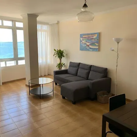 Piso En El Malecon De Riveira Con Vistas A Rias Baixas. Ideal Familias. 140m * 리베이라