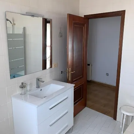 아파트 Piso En El Malecon De Riveira Con Vistas A Rias Baixas. Ideal Familias. 140m 리베이라