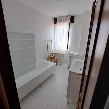 Apartment Piso En El Malecon De Riveira Con Vistas A Rias Baixas. Ideal Familias. 140m